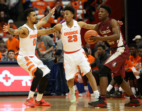 Syracuse buckles down on defense in 2nd half of 13-point win