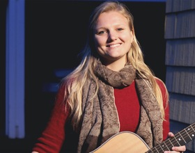 Senior folk singer began street performing as a teenager