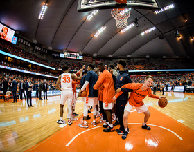 At halftime, Jim Boeheim’s messages are short and blunt