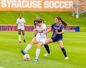 Zoe Van de Cloot provides an immediate presence for Syracuse’s backline