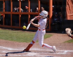 Syracuse upsets No. 15 Virginia Tech 2-1, 1st ranked win since 2022