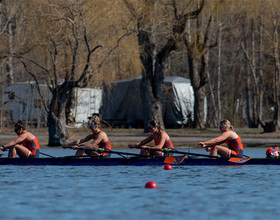 Syracuse women's rowing finishes regular season at Lake Wheeler Invitational