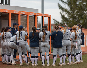 Syracuse upsets No. 14 Florida State 13-5, clinches ACC Tournament berth