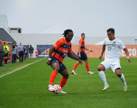 SU alumnus Nate Edwards signs contract with Toronto FC