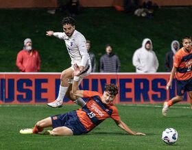 SU's backline propels it to shutout win over No. 3 Pitt