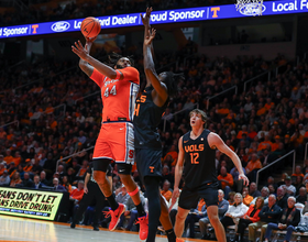 Observations from SU’s blowout loss to Tennessee: Starling’s absence, 2nd-half struggles