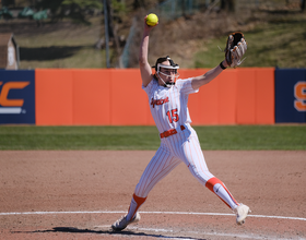 SU sweeps doubleheader by beating Queens (N.C.), North Carolina Wilmington