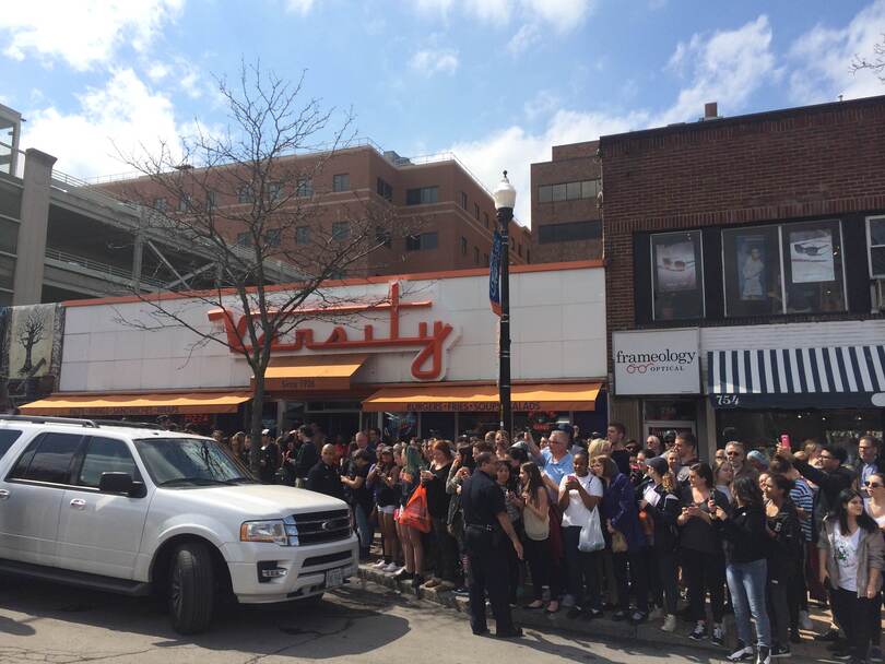 Hillary Clinton stops by Varsity Pizza during trip to Syracuse