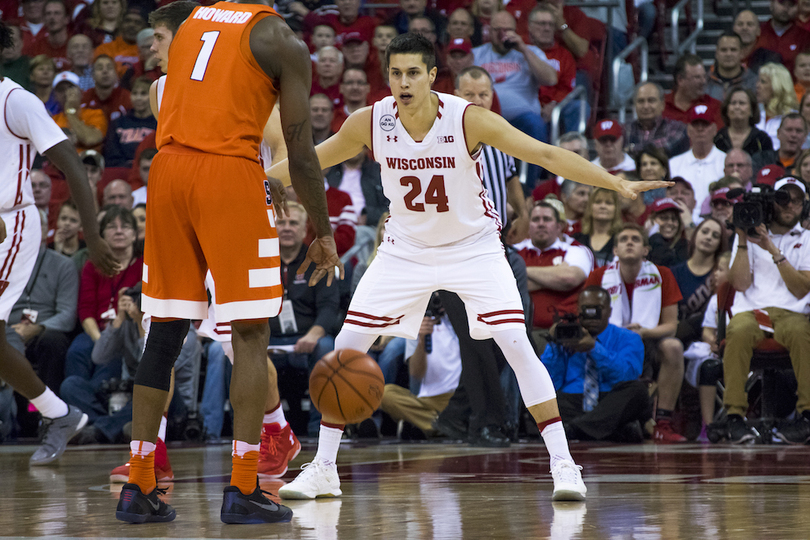 Syracuse men&#8217;s basketball&#8217;s offense drops off in 2nd half of blowout loss to Wisconsin