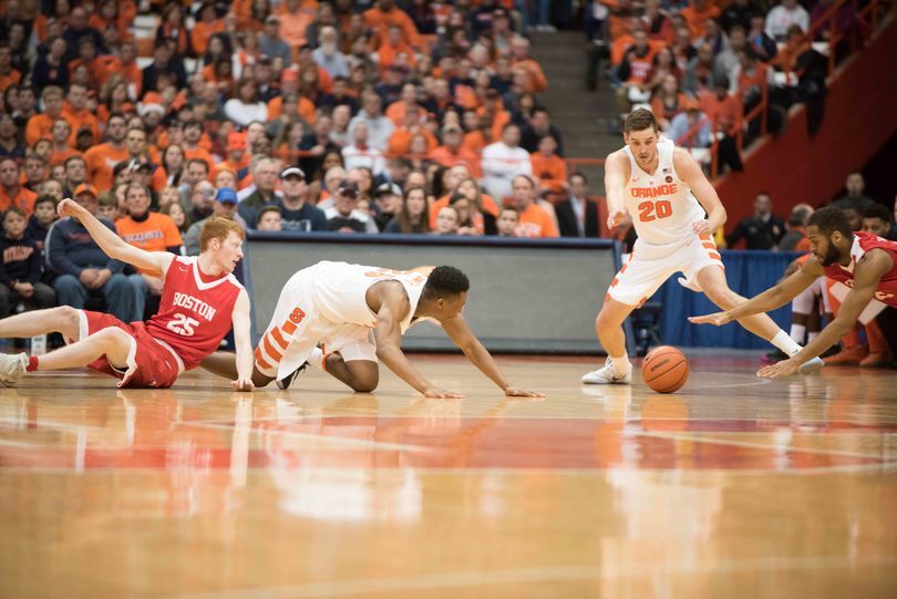 Syracuse men&#8217;s basketball remains unranked in AP Top 25 poll